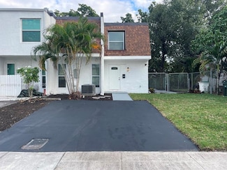 330 Sunshine Dr, Coconut Creek, FL 33066