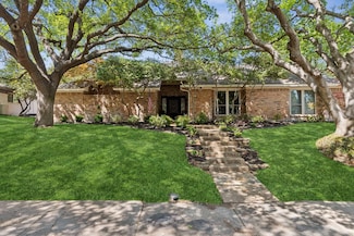 6215 Warm Mist Ln, Dallas, TX 75248