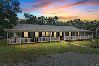 1720 Gallows Rd, Gretna, VA 24557
