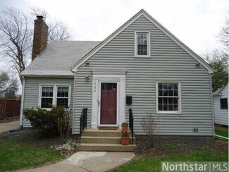 1794 1794 Asbury St, Falcon Heights, MN 55113