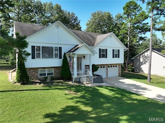 322 Christina Ln, Poplar Bluff, MO 63901