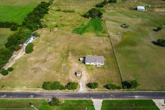 571 Marion Rd, Venus, TX 76084