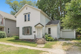 111 W 2nd St, Auburn, IN 46706