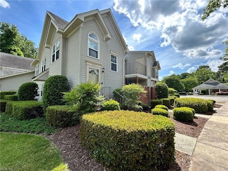 2357 London Pointe Dr, Virginia Beach, VA 23454