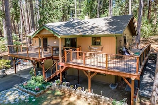 6165 Salmon Way, Pollock Pines, CA 95726