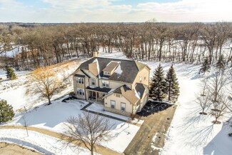 1041 Memory Ln, Lake Zurich, IL 60047