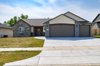 427 Sweetwater Rd, Maize, KS 67101