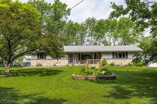 511 Range Rd, Kimball, MI 48074