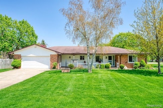 3683 Elmwood Ct, Vassar, MI 48768