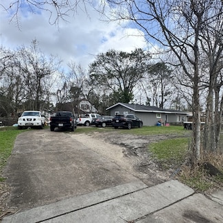 7909 Dixie Dr, Houston, TX 77087