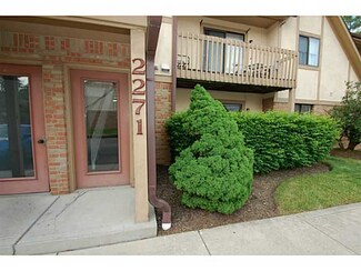 2271 Hedgerow Rd Unit D, Columbus, OH 43220
