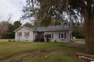 830 Pinckney St, Mc Clellanville, SC 29458