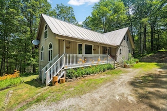 24 Mary White Rd, Tunbridge, VT 05077