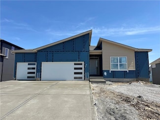 13457 W 177th St, Overland Park, KS 66062