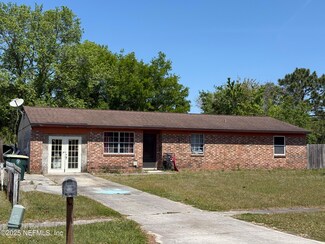 2533 Tempo Dr, Jacksonville, FL 32216