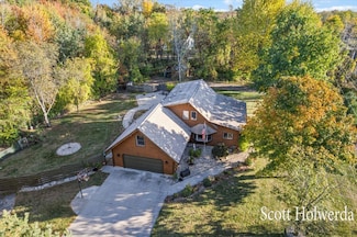 10310 60th Ave, Allendale, MI 49401