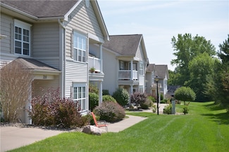 106 Farmstead Ct, Churchville, NY 14428