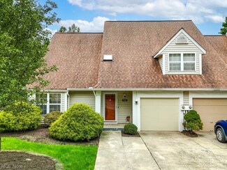 7681 Creekwood Dr Unit C9, North Royalton, OH 44133