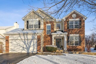 2624 Red Hawk Ridge Dr, Aurora, IL 60503