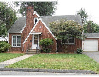 89 Clark St, Chicopee, MA 01013