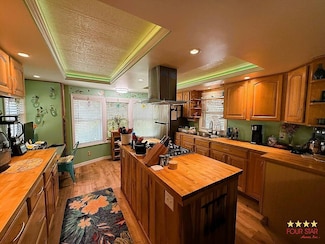 414 N Ridgewood Ave, Edgewater, FL 32132