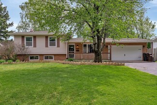 2710 Calmer Dr, Joliet, IL 60433