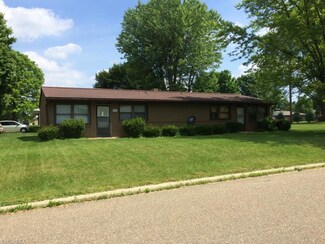 549 6th St SW, Strasburg, OH 44680