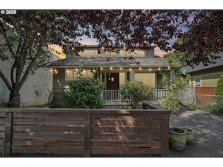 5629 SE Center St, Portland, OR 97206