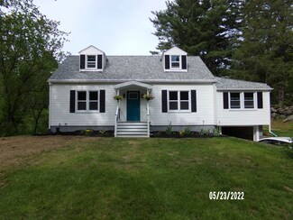 366 E Proctor Rd, Center Rutland, VT 05736