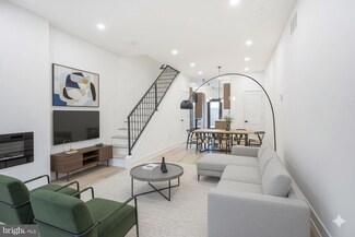 1115 Fitzgerald St, Philadelphia, PA 19148