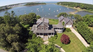 36 Squeteague Harbor Rd, Bourne, MA 02601