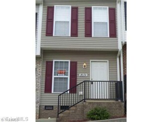 203 Nelson St, Pilot Mountain, NC 27041