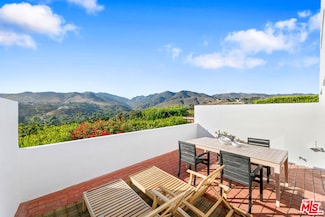 29221 Heathercliff Rd Unit 13, Malibu, CA 90265