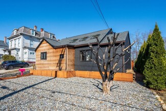 190 Main St, Amesbury, MA 01913