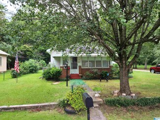 201 Pine St, Sylacauga, AL 35150