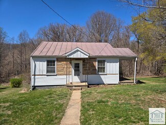1142 Sylvan Ave, Martinsville, VA 24112