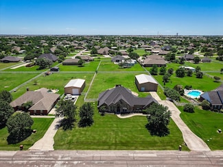 2008 Meadow Springs Dr, Haslet, TX 76052