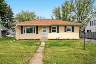 1043 W Elm St, Lancaster, WI 53813