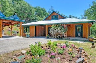 11860 Surrey Dr, Grass Valley, CA 95949