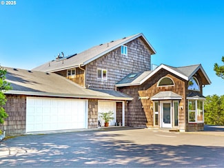 89610 Sea Breeze Dr, Warrenton, OR 97146