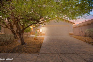 6666 W Winter Valley Way, Tucson, AZ 85757