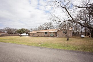 163 Rambling Oaks Rd, Graham, TX 76450