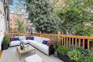 309 Henry St Unit 1, Brooklyn, NY 11201