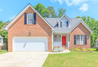 8369 Shadetree Ln, Ooltewah, TN 37363
