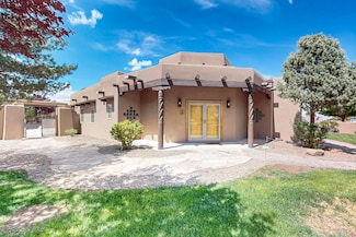 4700 Quaker Heights Place NW, Albuquerque, NM 87120