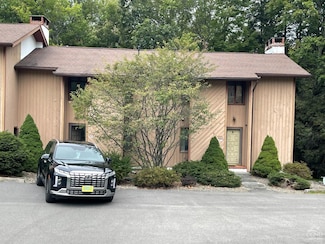 26 Townhouse Ln Unit 4, Windham, NY 12496
