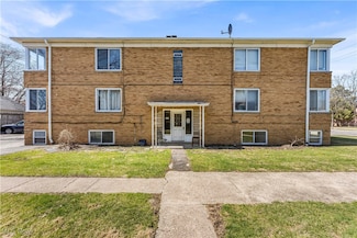 18963 Hilliard Blvd Unit 1, Rocky River, OH 44116