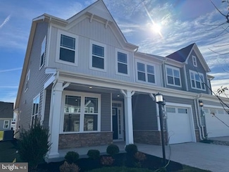 102 Grand Overlook Dr, Gettysburg, PA 17325