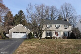 1407 Valley Rd, Lancaster, PA 17603