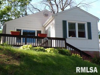 4430 10th Ave, Rock Island, IL 61201